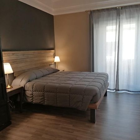 384 Guesthouse Rooms & Suite Енна Екстер'єр фото